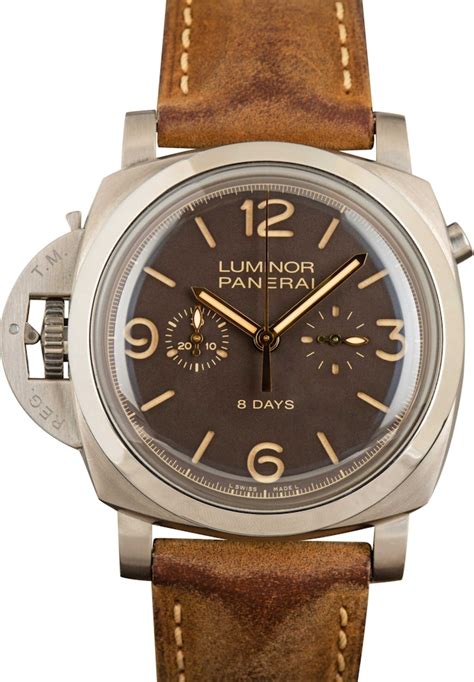 Buy Used Panerai Luminor PAM00579 .